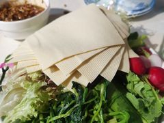 东北蘸酱菜-妈妈家铁锅炖(景诚园综合楼店)