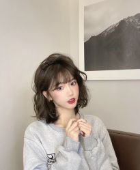 -BULB STUDIO 巴柏明星发型工作室