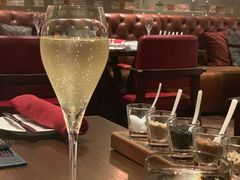 -恰餐厅及酒吧 CHAR Bar & Grill (北京丽都皇冠假日店)