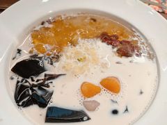 -RUXU入续糖水铺与包(卓悦中心店)