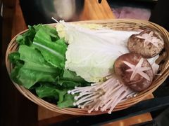 -同仁四季椰子鸡(海岸城天利店)