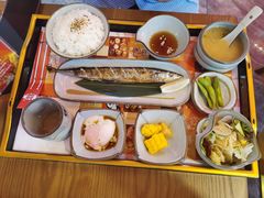 秋刀鱼定食-饭町二郎日式综合茶餐(中安广场店)