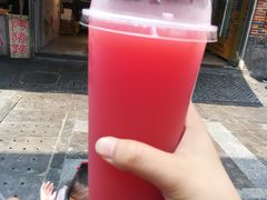 -沪上阿姨鲜果茶(世茂广场宽厚里店)