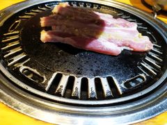 -唯成•韩国炭火烤肉 유성고기