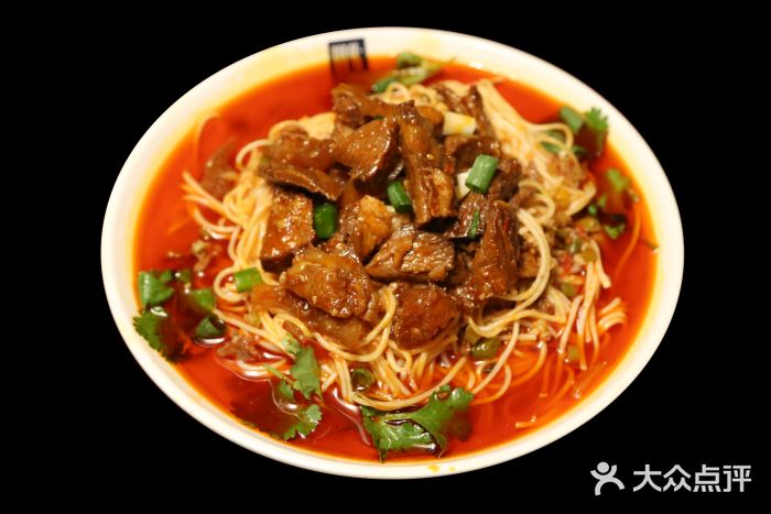 古州万城重庆小面(八一路店)红烧牛肉面图片