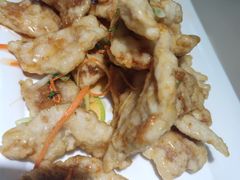 -老码头黑皮肘子锅包肉(赣水路店)