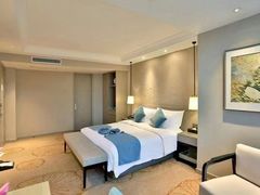 -半岛星际酒店(义乌国际商贸城店)