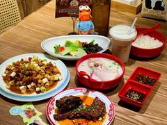 -张太婆老妈蹄花川菜馆·中华餐饮老字号(望平街店)