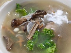 -天天向上素食餐厅(五台山店)