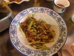 -富正毅三下锅·湘西韵味(天门山索道店)
