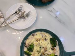 -丽莎沙拉轻食餐厅(国贸店)