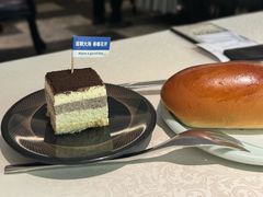 -维园悦谱·海派家常菜(乌鲁木齐南路店)