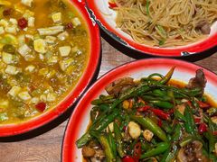 -泥糊破店小酒馆·团建聚餐(南京西路店)