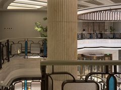 -浅深(世茂滨江精品店)