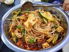 -周良天山牛杂城(天山路总店)