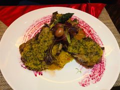 烤羊排配手抓饭-YUE·6·西式融合餐厅(外滩六号店)