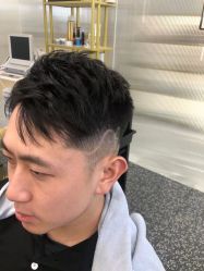 -即型男士理发工作室