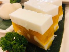 夹心香芒椰汁糕-点红点绿茗点居(客村店)