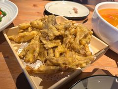 -临界音乐酒馆·小龙虾·江湖菜(华熙LIVE·鱼洞店)