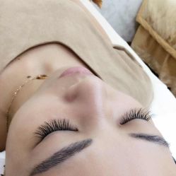 点击看大图 -EMILY艾枚莉美甲美睫·美颜·现磨咖啡