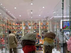 -VENCHI 闻绮(北京国贸商城店)