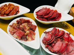 卤味拼盘-铜锣湾·有麝自然香(渝北财富中心店)