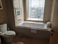 -天津滨海圣光皇冠假日酒店
