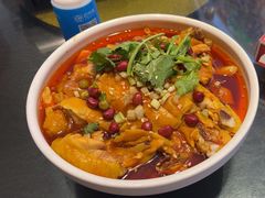 -川流不息·地道川菜·小龙虾(松东路店)