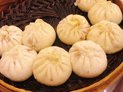 猪肉灌汤包-草包包子铺1937(普利街店)