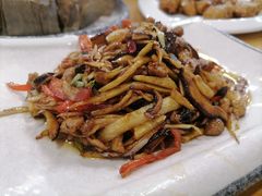 -万景饭店·鱼街农家菜