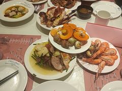 -四海一家自助餐(益田假日广场店)