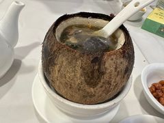 椰子鸡汤-宜宾海鲜酒家·三十年老字号