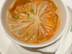 鲜虾蟹肉龙虾汤包-北京厨房(SKP店)
