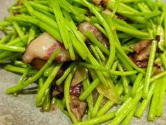 -莲餐厅·湖北菜·潜江小龙虾店(愚园路店)