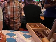 -上海浦东假日酒店逸庭咖啡厅