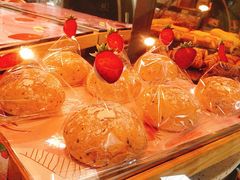 -巴黎贝甜(大宁国际商业广场店)
