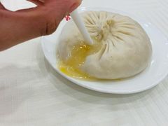 蟹黄汤包-怡园饭店-餐厅(四望亭店)