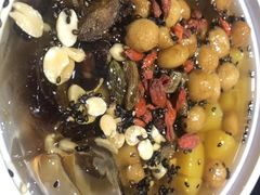 黄桃玫瑰糍粑花仙糍-深水井老冰粉(解放碑英利大融城店)