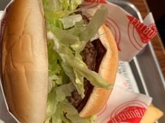 -FATBURGER 特富客汉堡(外交公寓店)