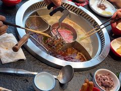 -醉董牛川派鲜肉自选火锅(烟台店)