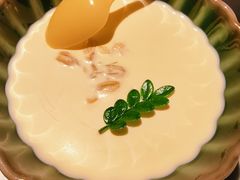 招牌茉莉奶冻-卯时·精致锡帮菜(惠山古镇店)