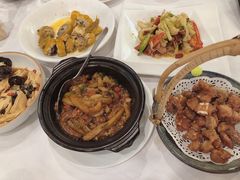 -围龙屋客家食府(福田店)