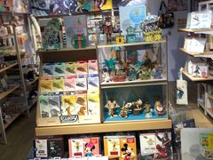 -IPSTAR潮玩星球(西单华威潮铺街店)