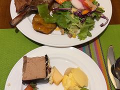 -岷山饭店-芝芝自助餐厅