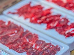 -来龍儿鲜切牛肉自助老火锅