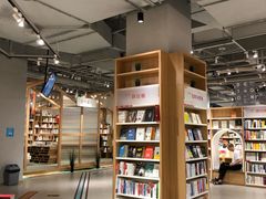 -当当书店(国泰广场店)