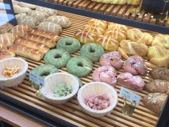 -焙丽拾光(麦凯乐直营店)