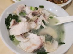 鱼片元茜汤-玲又珑美食(盘福路店)