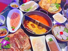 -热火朝天鲜切牛肉火锅(南强街巷店)