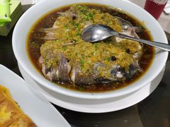 -楚山晓·湖北菜(武汉光谷K11店)